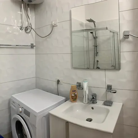 Miri Fishta Summer Hause Q6,33 *